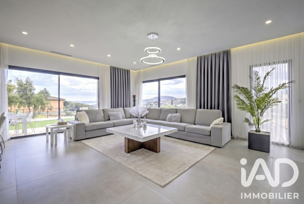 à vendre  Maison Sainte-Maxime (83120)