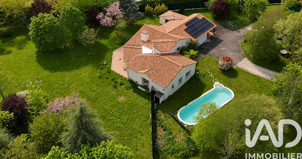 Vente Maison Vente Maison d'architecte 7 pièces Chantonnay