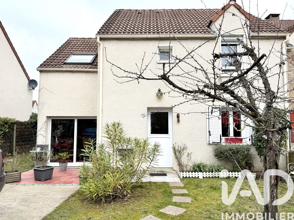 Maison 5 pièces 95 m² · à Sainte-Geneviève-des-Bois · 95 m² · 299 000 €