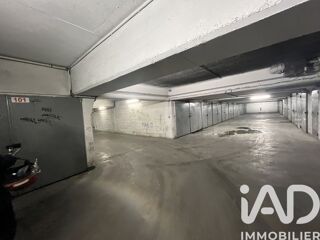  Parking / Garage à vendre 150 m²