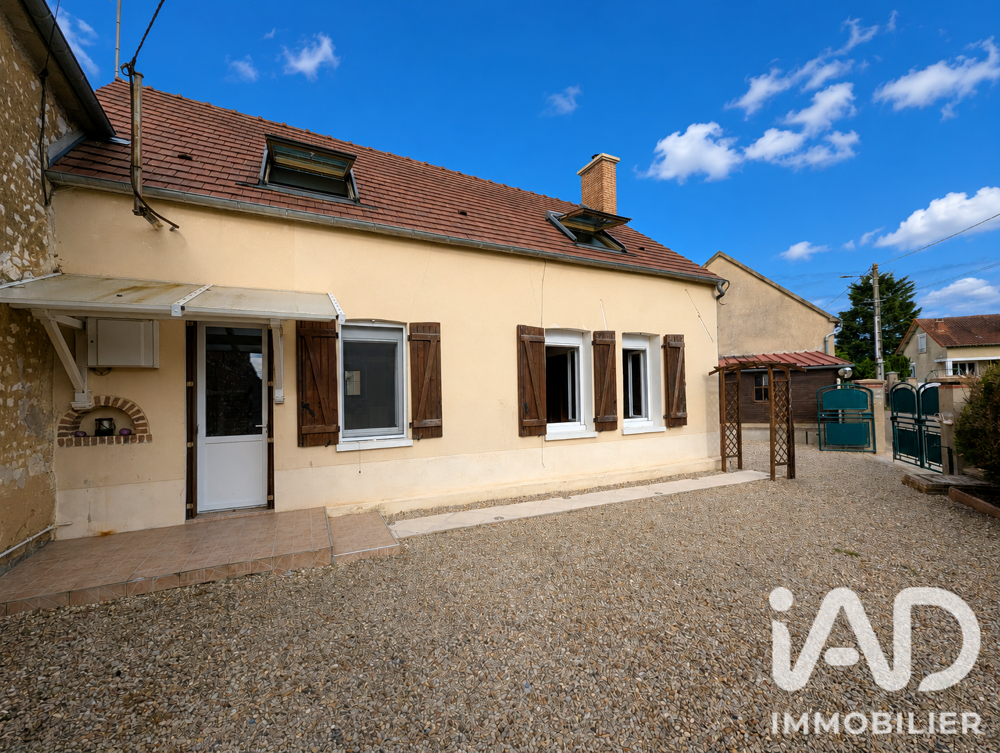 Maison 4 pièces 90 m² · à Mont-Saint-Sulpice · 90 m² · 153 000 €