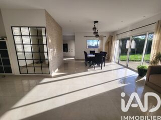  Maison à vendre 8 pièces 200 m²