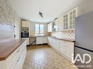  Maison à louer 7 pièces 133 m²