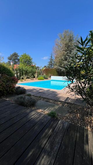  Maison � vendre 9 pi�ces 162 m�