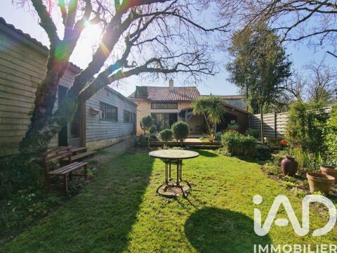   Vente Maison Maison - 8 pi�ce(s) - 212 m�
