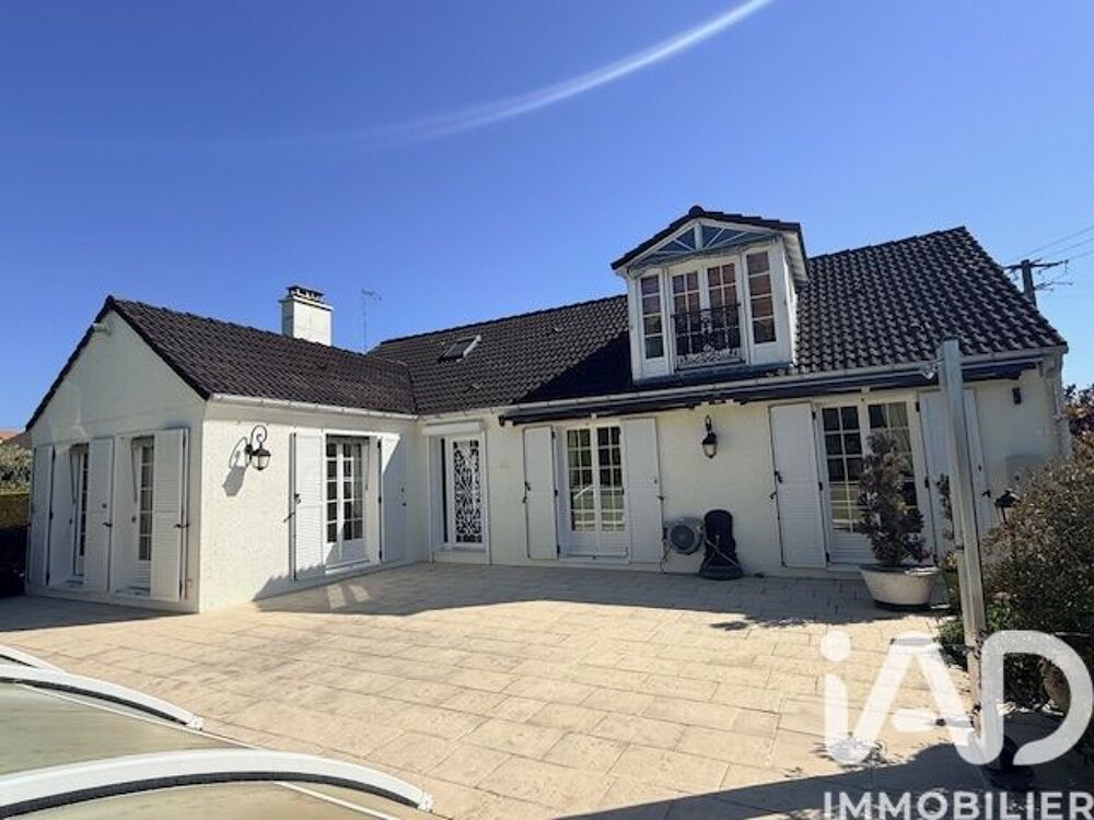 Maison 6 pièces 177 m² · à Mécringes · 177 m² · 355 000 €