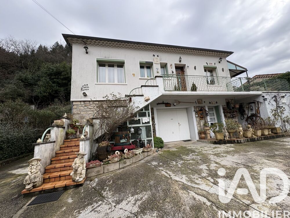 Vente Maison Vente Maison traditionnelle 7 pièces Vals-les-bains
