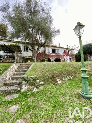  Maison � vendre 7 pi�ces 220 m�