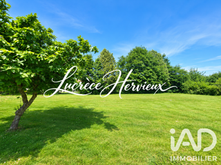  Terrain à vendre 744 m²