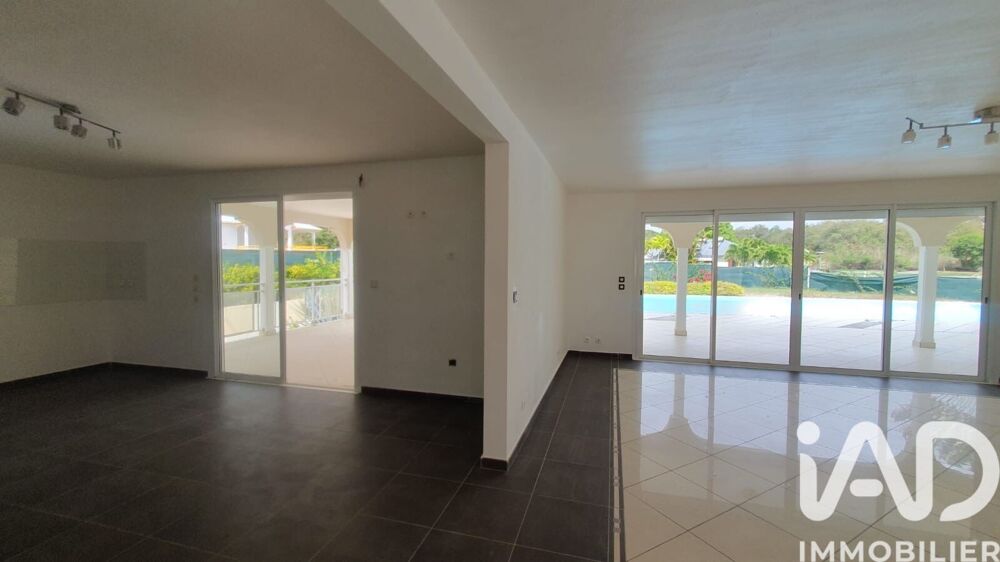 à vendre  Maison Sainte-Anne (97180)