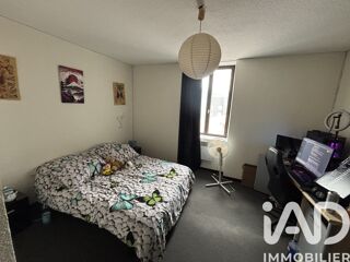  Immeuble à vendre 413 m²