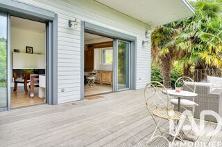 Maison à vendre 10 pièces 266 m²