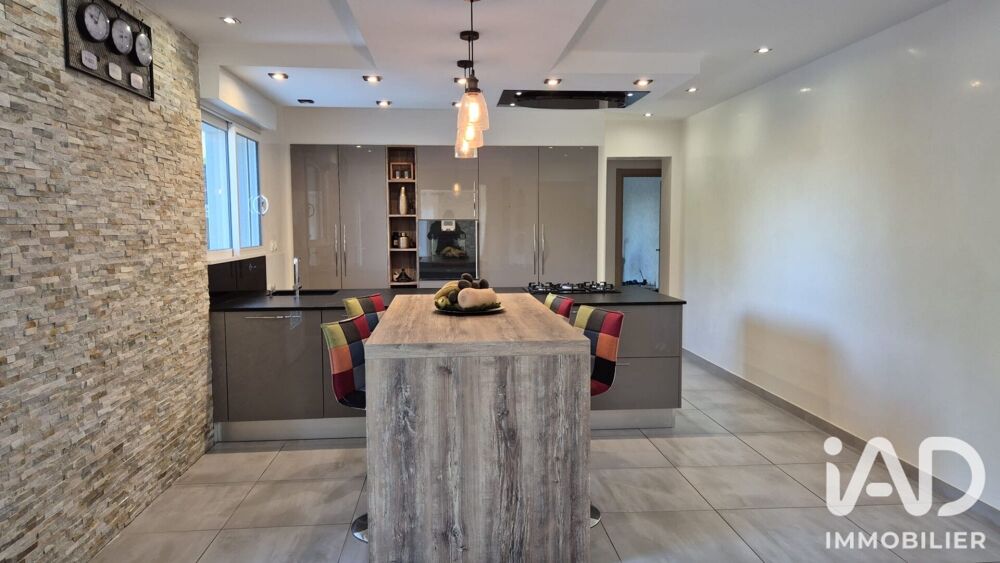 à vendre  Maison Chabeuil (26120)