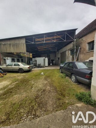  Immeuble à vendre 575 m²