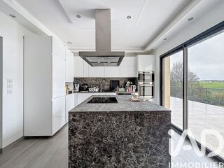 Vente Maison Vente Maison d'architecte 7 pièces Cierrey