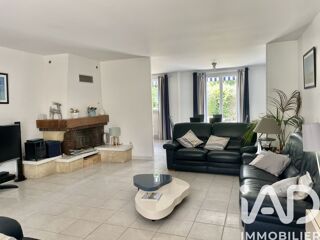  Maison à vendre 10 pièces 181 m²