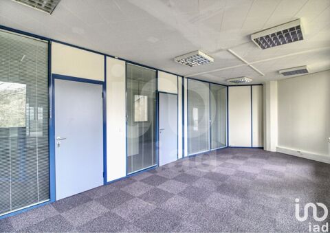   Vente - 1096 m² 
