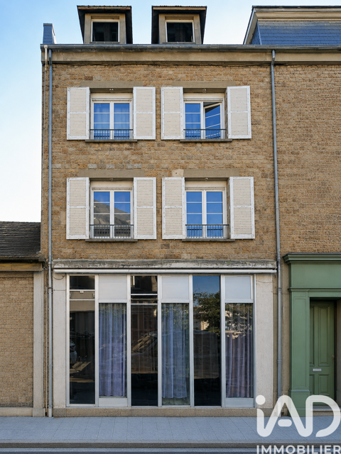   Vente Maison de ville 8 pièces Maison - 8 pièce(s) - 140 m²