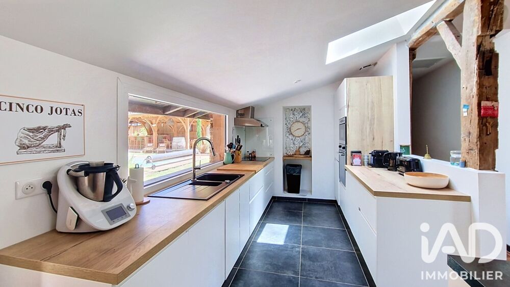 Vente Maison Vente Maison d'architecte 8 pièces Parentis-en-born