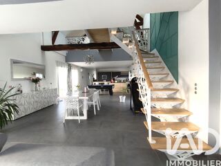  Maison à vendre 6 pièces 196 m²