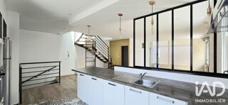  Appartement à louer 4 pièces 110 m²