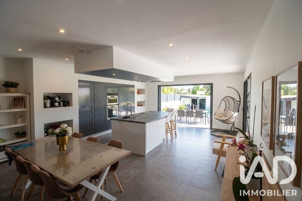 location Maison - 5 pièce(s) - 142 m² Ventabren (13122)