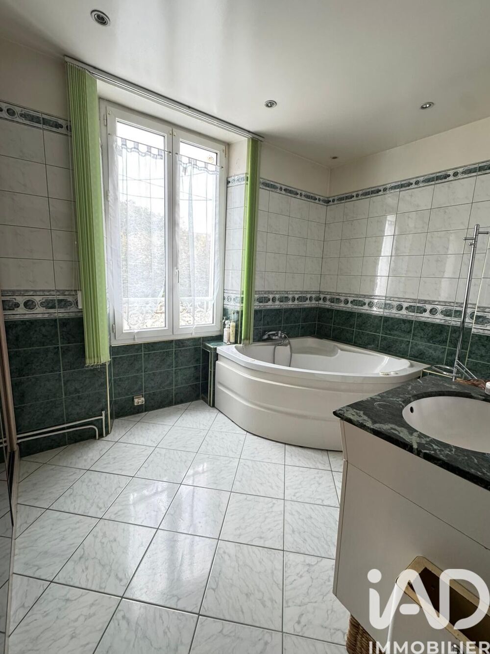 Vente Maison Vente Maison de ville 9 pièces Dammartin-en-goële