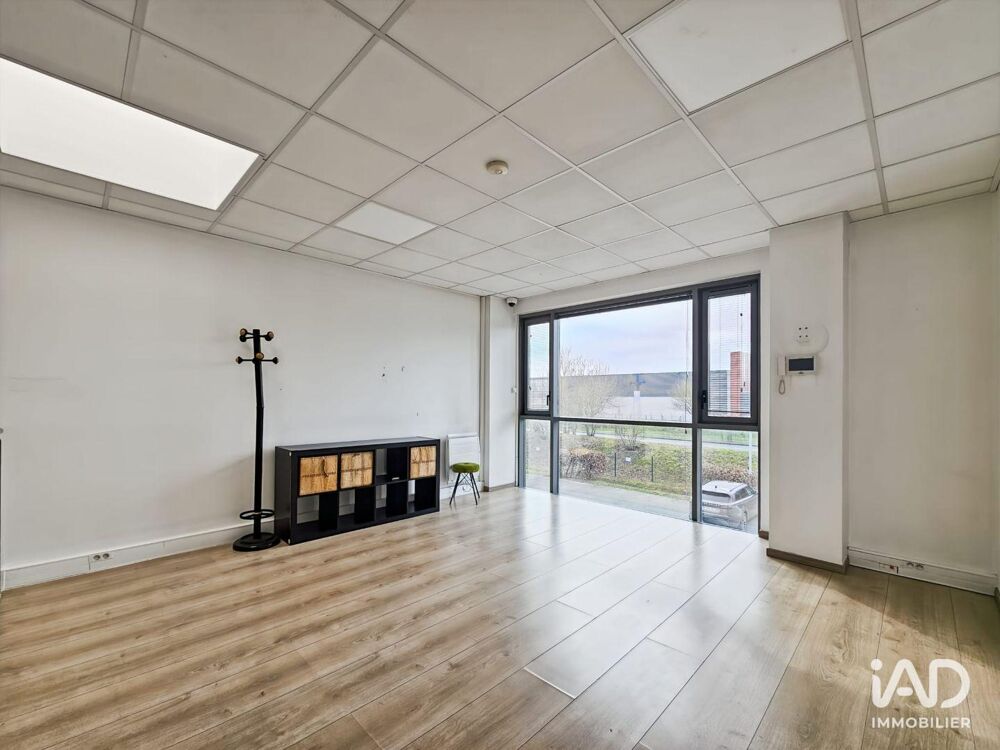   Location Bureaux 200 m&sup2; Lieusaint