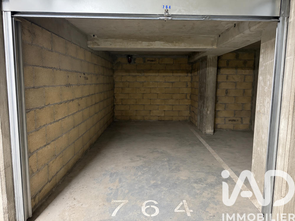 Vente Parking/Garage Vente Parking 19 m&sup2; Paris 19