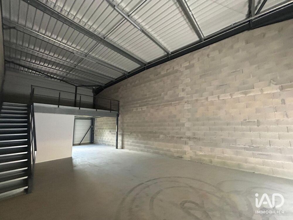   Location Local d'activités 300 m&sup2; 