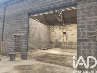  Parking / Garage à vendre 93 m²