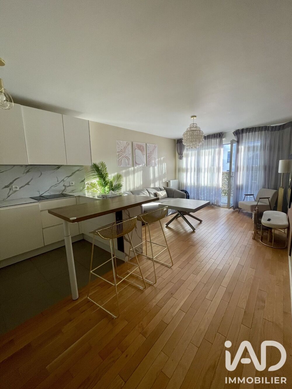Vente Appartement Vente Appartement 4 pièces Suresnes