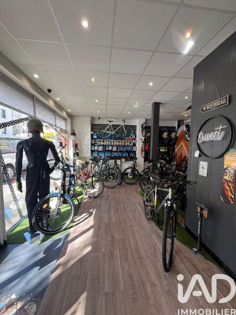   Vente Boutique/Local commercial 245 m&sup2; 
