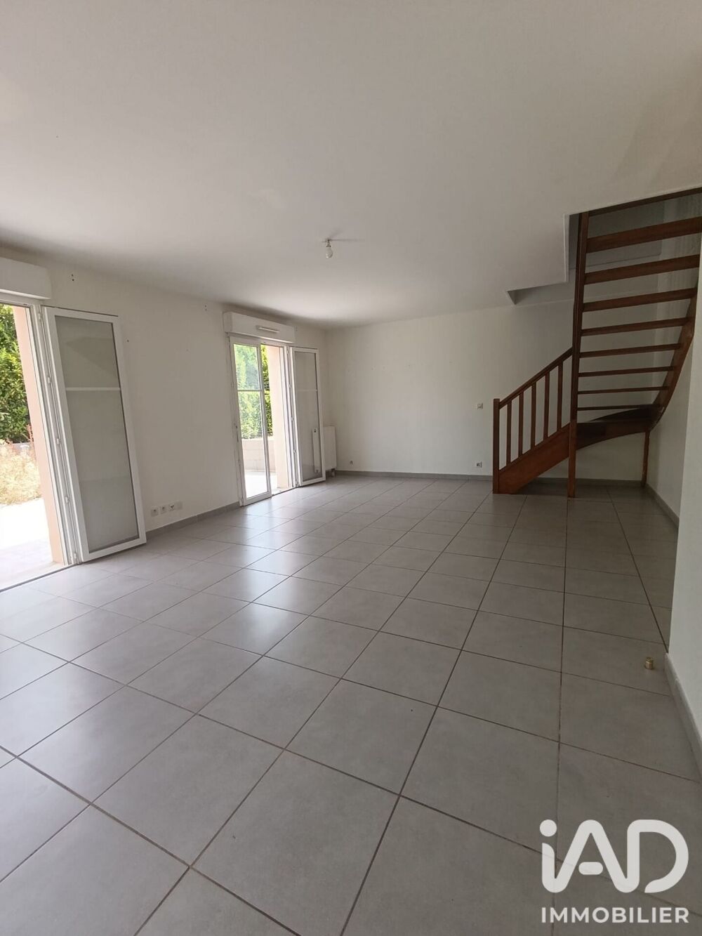 Location Maison Location Maison traditionnelle 5 pièces Angerville