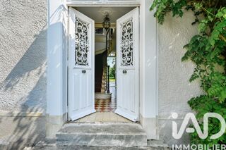  Maison à vendre 11 pièces 266 m²