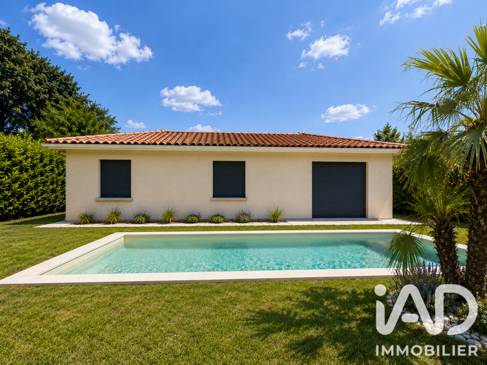 Vente Maison Vente Maison traditionnelle 6 pièces Saint-médard-en-jalles