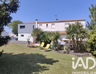  Maison à vendre 14 pièces 375 m²