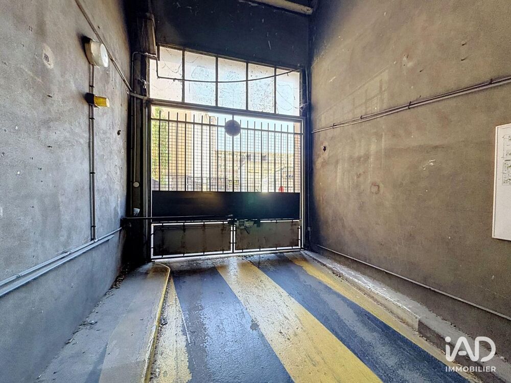 Vente Parking/Garage Vente Parking 2 020 m&sup2; Paris 20