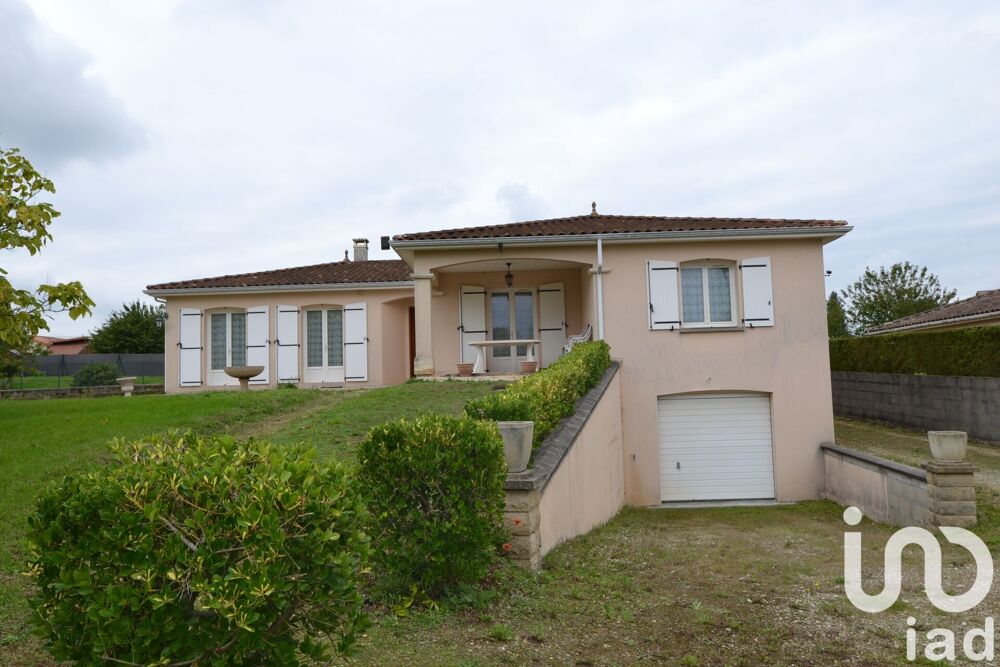 Maison 5 pièces 118 m² · à Ruffec · 118 m² · 208 000 €