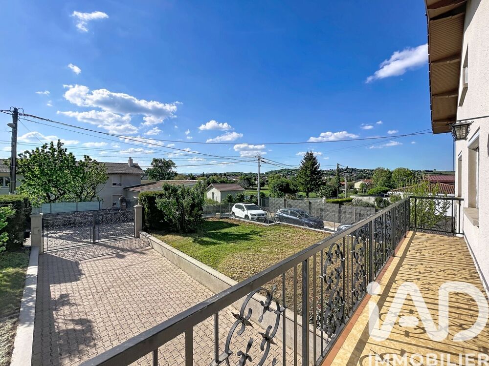 Maison 6 pièces 129 m² · à Communay · 129 m² · 320 000 €