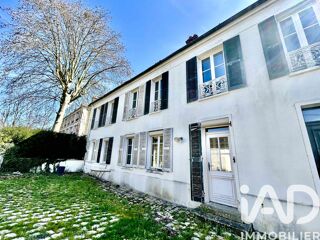  Maison à vendre 9 pièces 243 m²