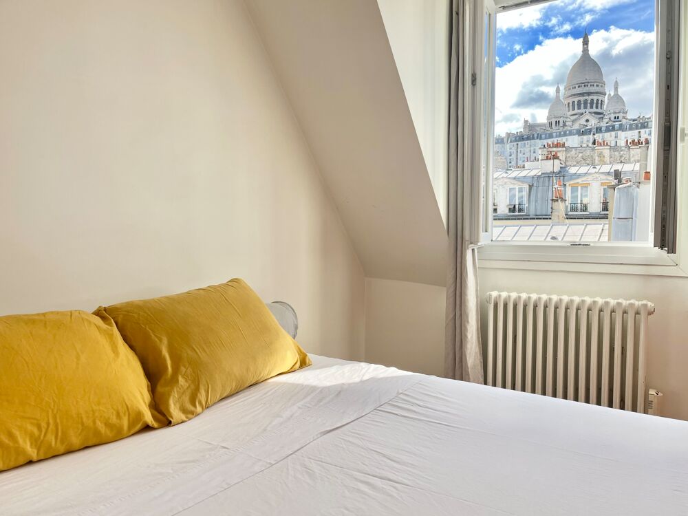 Vente Appartement Paris XVIII / 2 pièces / Vue Sacré Coeur Paris 18