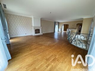  Maison � vendre 9 pi�ces 293 m�