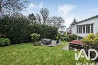  Maison � vendre 10 pi�ces 304 m�