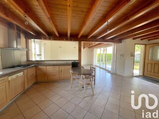  Maison à vendre 8 pièces 231 m²