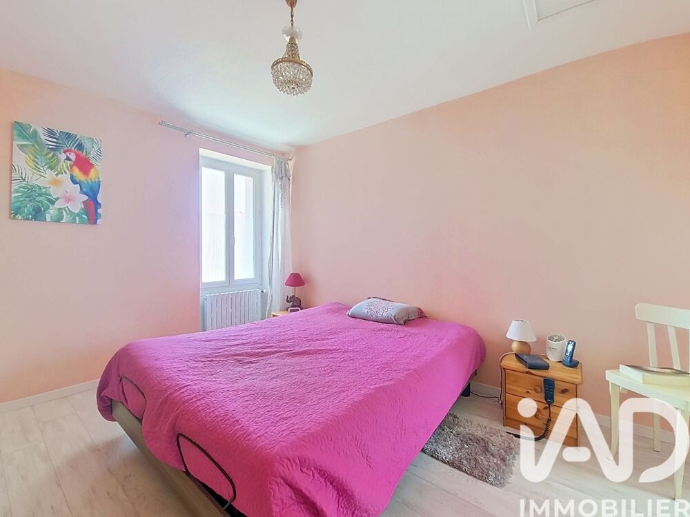 vente Maison - 10 pièce(s) - 246 m² Sainte-Pazanne (44680)