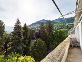  Appartement à louer 2 pièces 49 m²