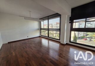  Immeuble à vendre 14 pièces 240 m²