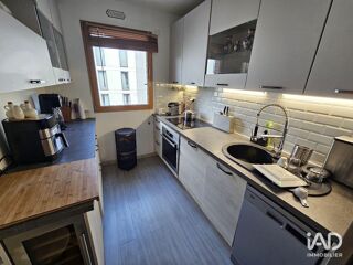  Appartement à louer 4 pièces 90 m²
