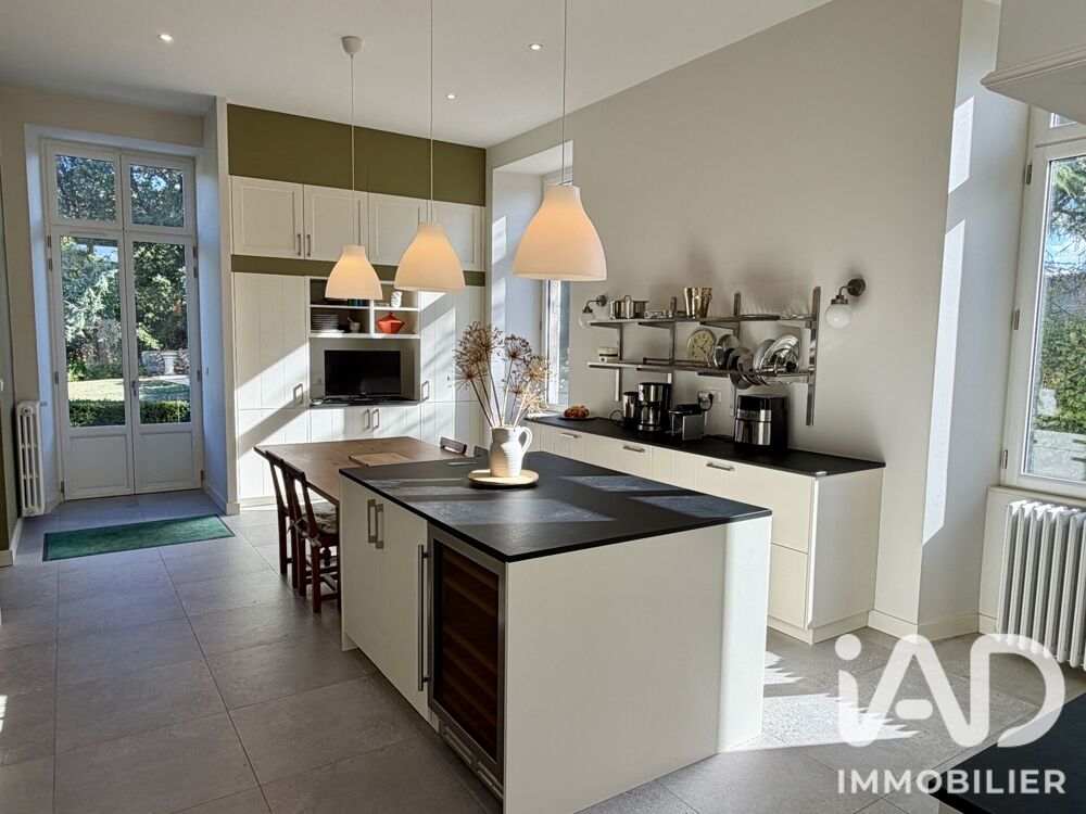 Vente Maison Vente Domaine 12 pièces Longèves
